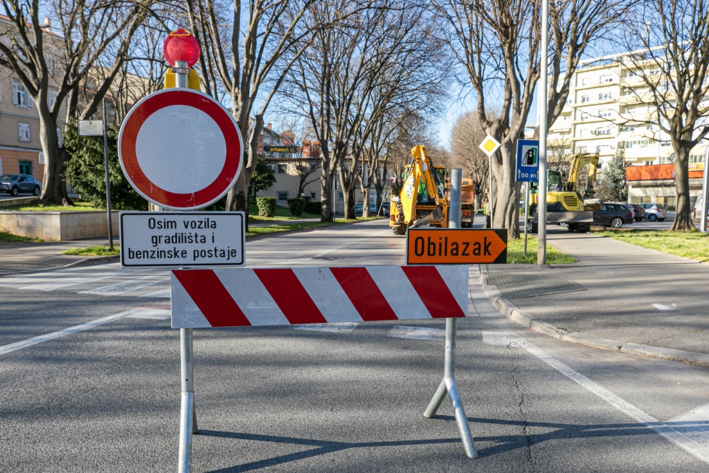 Posebna Regulacija Prometa Zapo Ela Rekonstrukcija Ulice Starih Statuta